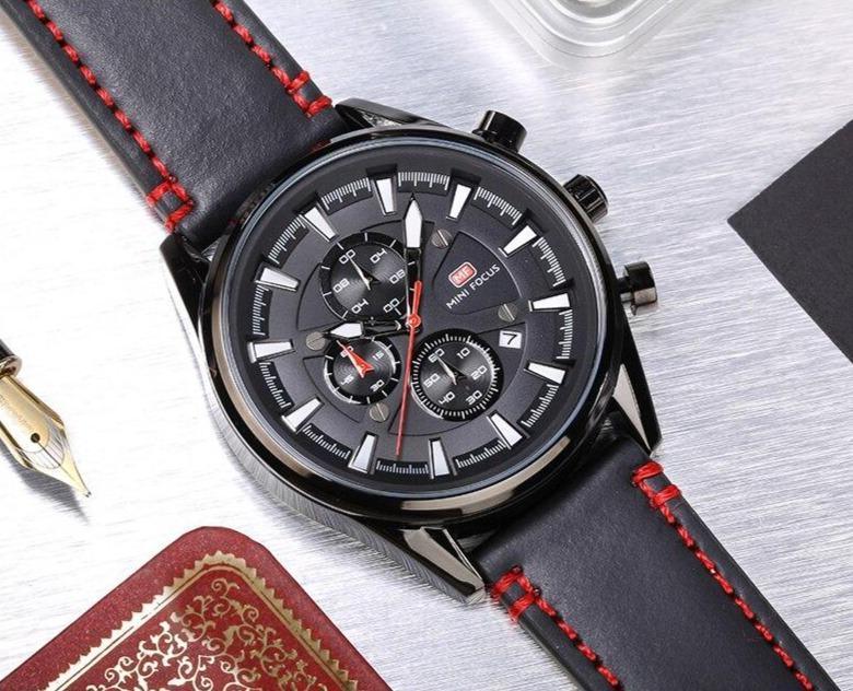 Mens Waterproof Quartz Leather Watch