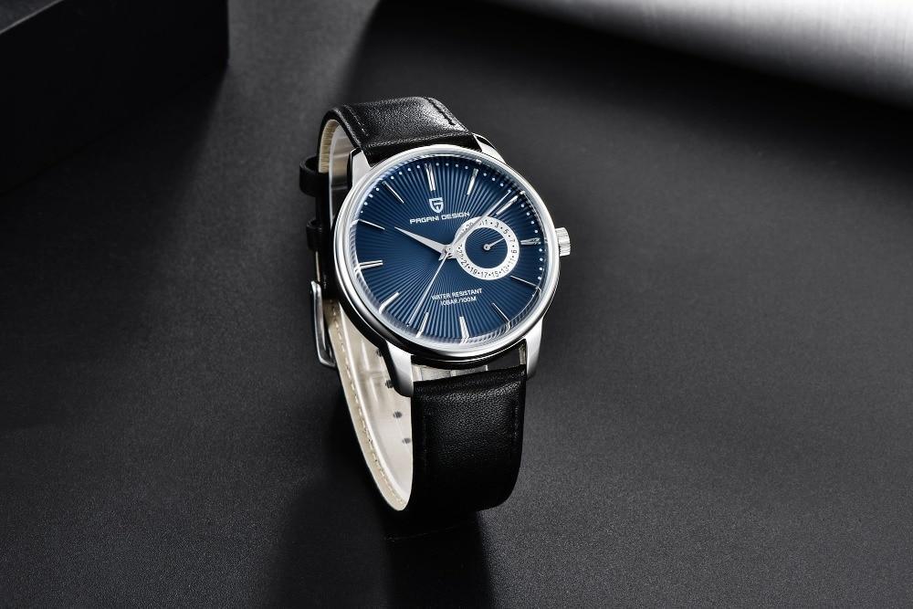 Mens Leather Banded Quartz Watch
