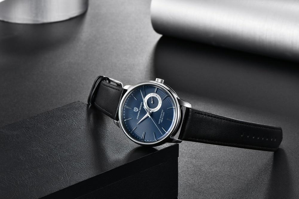 Mens Leather Banded Quartz Watch